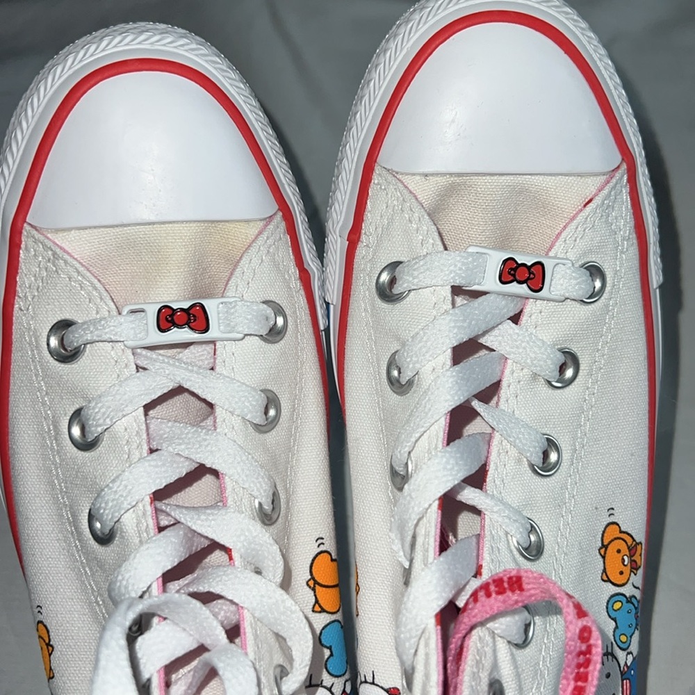 NWOT Converse Chuck Taylor All Star HI Hello Kitty® Friends Sneaker-White - Picture 11 of 16